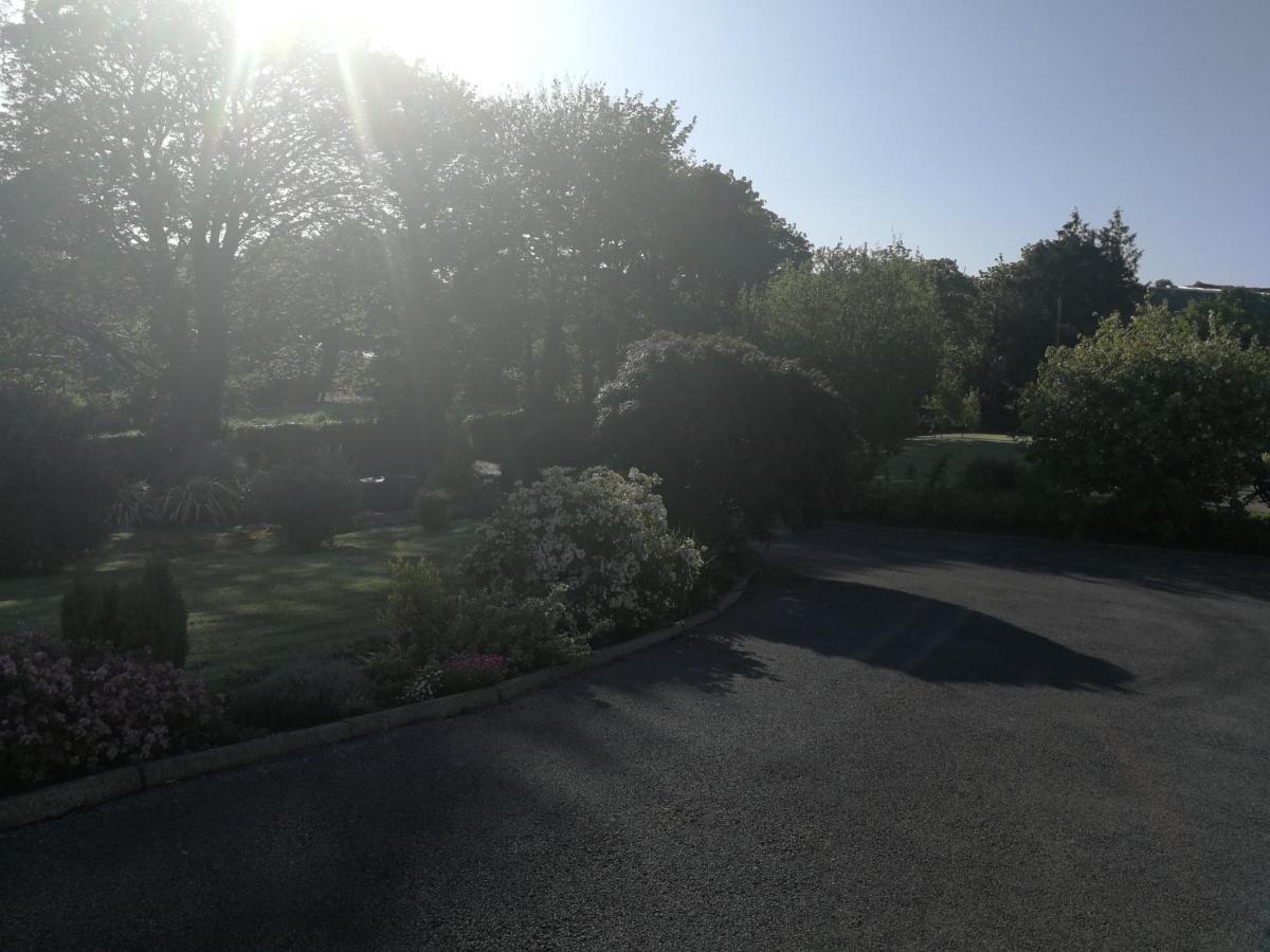 Tower View Lodge Ennis Bagian luar foto